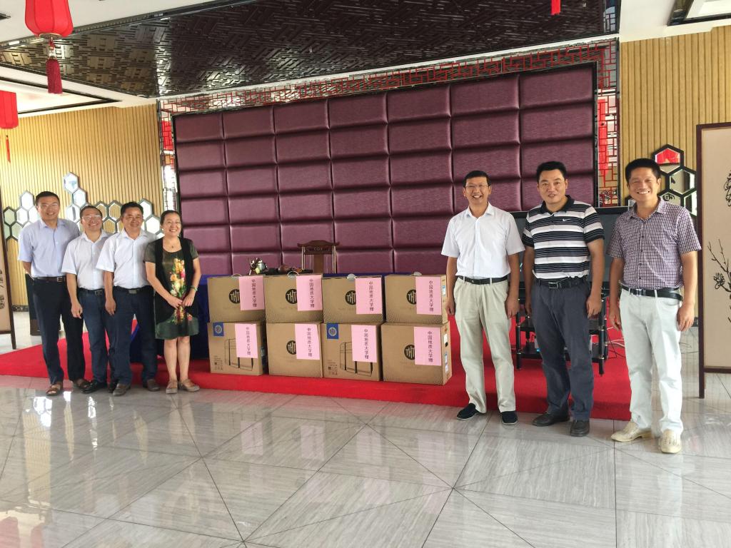 高翔莲院长侯志军书记一行赴英山县红山镇调研基层党风廉政建设 高翔莲院长侯志军书记一行赴英山县红山镇调研基层党风廉政建设