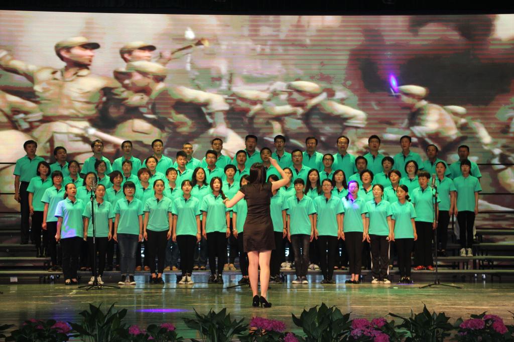 bat365在线中国官网登录入口分工会在我校纪念抗日战争胜利七十周年大合唱中荣获优秀奖